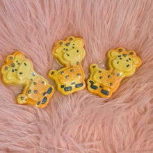 Load image into Gallery viewer, Giraffe