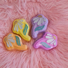 Load image into Gallery viewer, Daisy