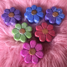 Load image into Gallery viewer, Petals