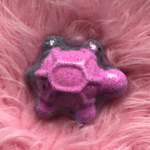 Load image into Gallery viewer, Myrtle the Turtle