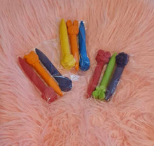 Load image into Gallery viewer, Washable Soap Crayons
